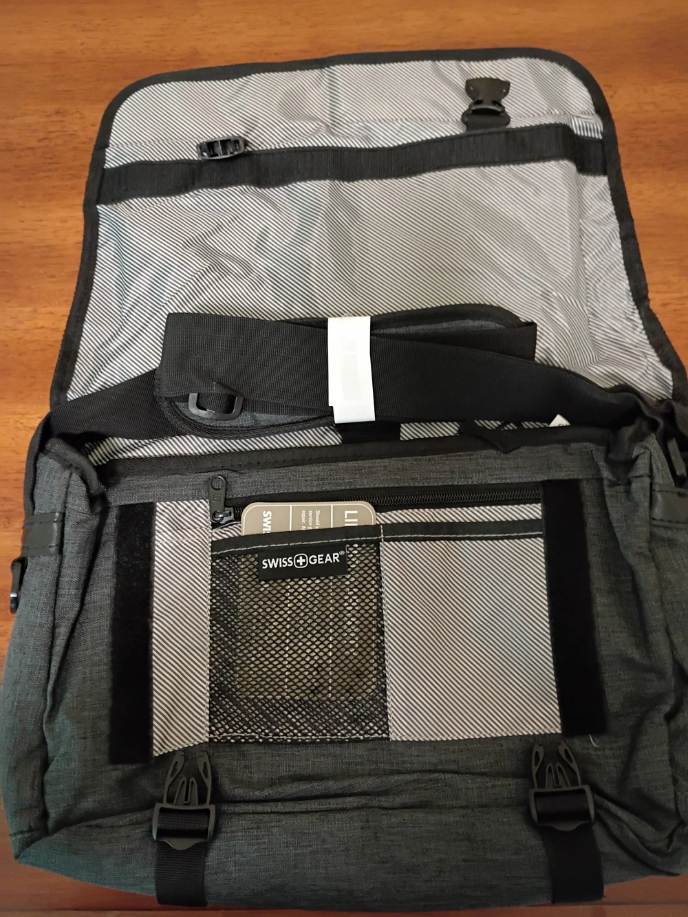 SwissGear Gray Messenger Bag for Men